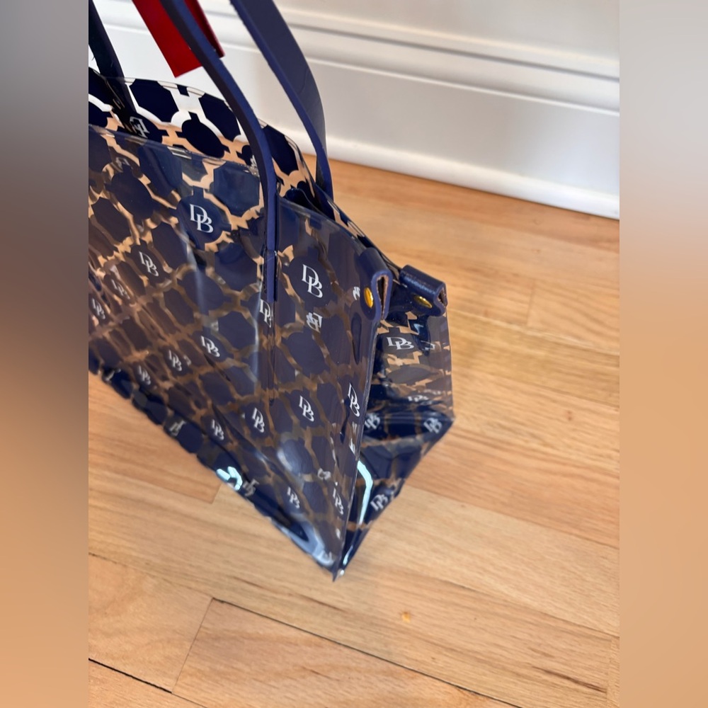 Dooney & Bourke medium shopper tote bag NWT - Picture 4 of 10